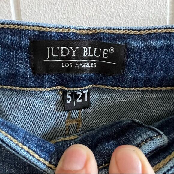 Judy Blue Mid Rise Fray Hem Boyfriend Fit Denim  Shorts - Picture 5 of 11
